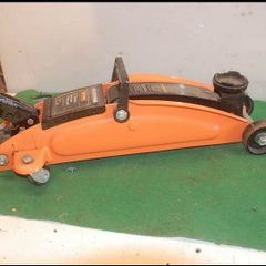 trolley jack + creeper 2 tons