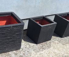 Five plant pots