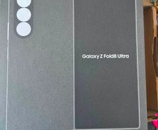 Samsung Galaxy Fold 8 Ultra