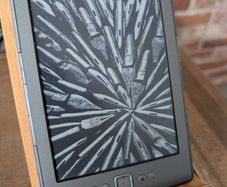 Holiday Ready with 1000 books! - Amazon Kindle 4th Gen (Graphite) eBook reader - Disconnect with a Fully loaded Kindle!!! #2204