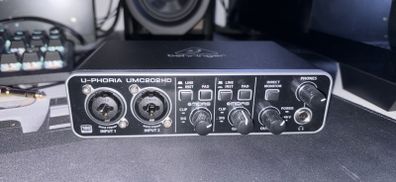 Behringer UMC202HD U-Phoria