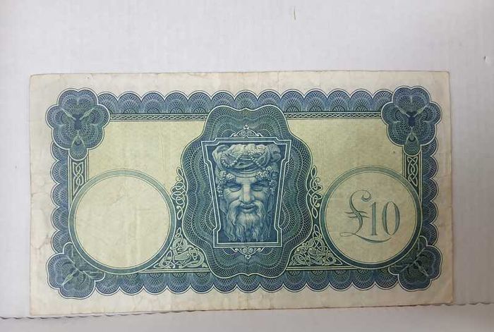 1960 Lady Lavery 10 pound banknote.