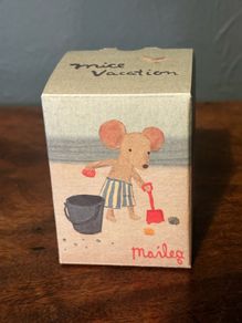 Maileg Mouse Beach Set: Shovel, Bucket and Shells