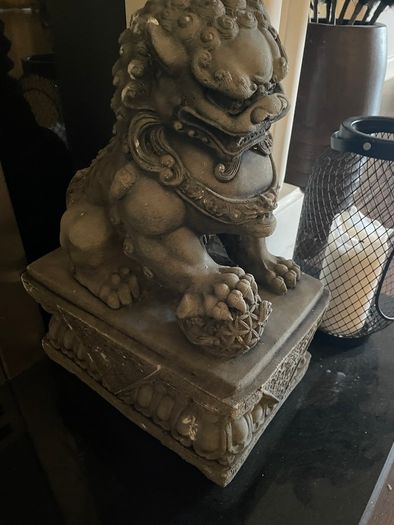 Foo Dogs