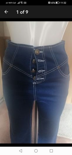 beautiful new designer skinny stretchy jeans