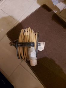 120V Industrial Trade Cable Reel, With 2 Outlets, working fine