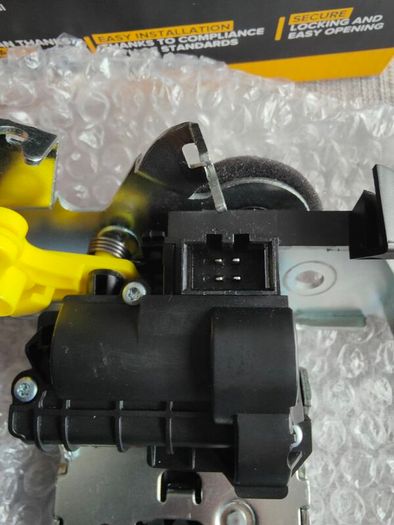 Boot hatch, tailgate lock.