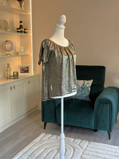 Brand-new Ladies Gold & Black Metallic Top Size: UK 10 / EU 38