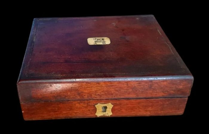 Antique Stately Home Wooden Crested Box