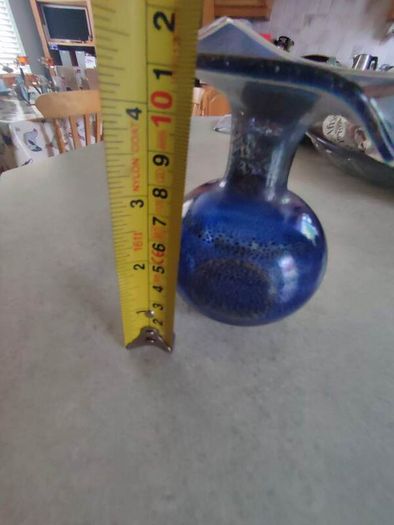 Studio Art Glass Bud Vase Ittig Glasatelier 5  inches Jack in the Pulpit Hand Blown Blue