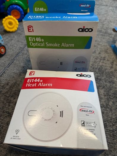Aico Smoke and Heat Alarm Set
