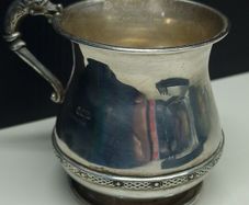 Vintage solid silver Irish cup, fully hallmarked Dublin.