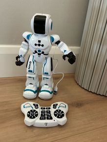 Robot-toy