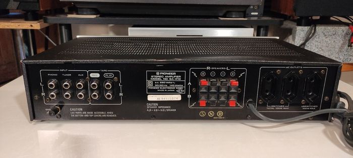 Pioneer SA-410 Stereo Integrated Amplifier