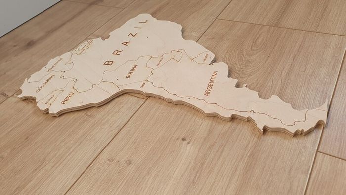 2D Classic Version Map of The World Country Borders and Names