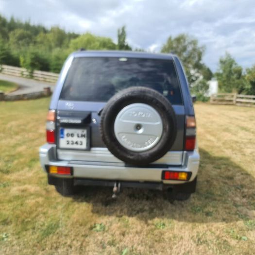 Toyota Land Cruiser 2000