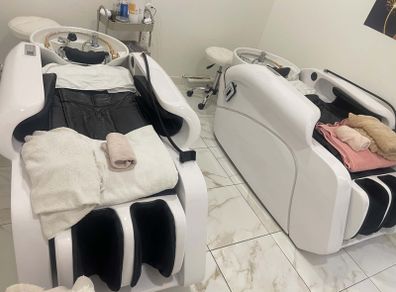 japanese massage bed(x2)