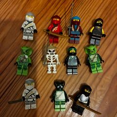 Lego Ninjago minifigure lot/ bundle snakes, ninja, skeletons