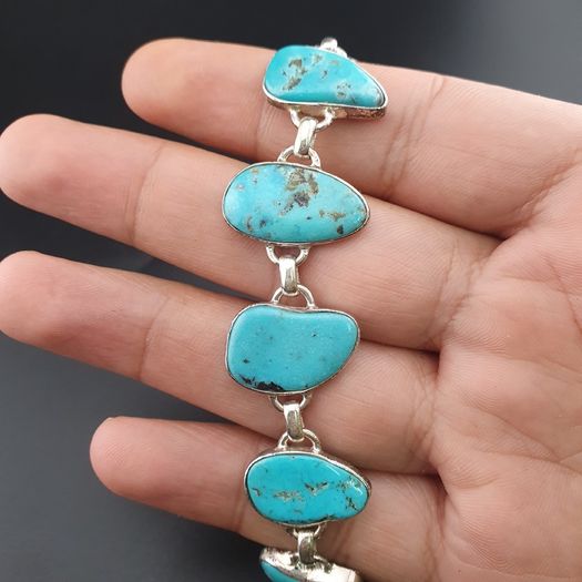 Stunning Arizona Turqouise with Sterling 925 Silver Bracelet