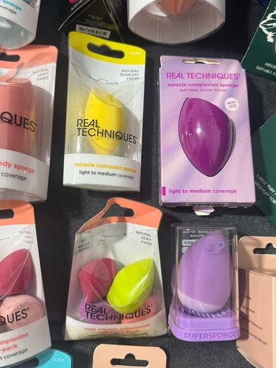 Different brand brand new makeup sponges