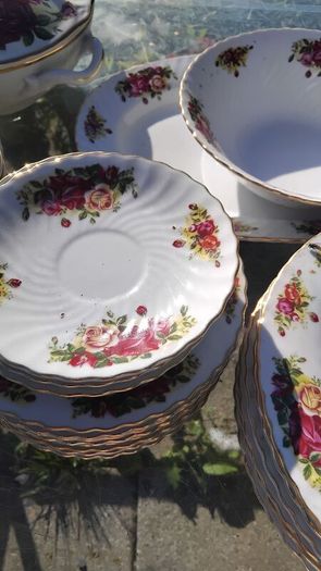 40piece  Part Dinner Set