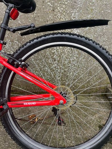 Red apollo phaze mountain bike