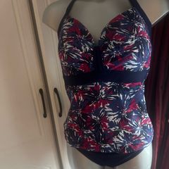 BNWT Zoggs Swim Shapes Flatter Enhance Support Tankini set size UK12 cup UK34F EU75F Postage included