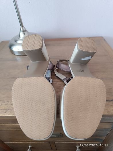 sandals - size IE 4 / EU 37