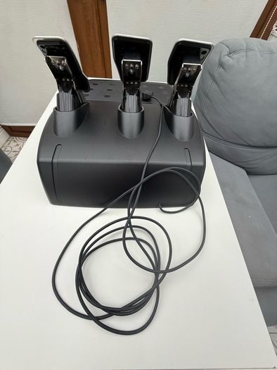 Logitech G29 Wheel, Pedals, Shifter for PS and PC