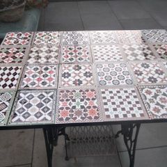 Garden  Decking  Singer  Table