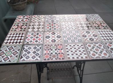 Garden  Decking  Singer  Table