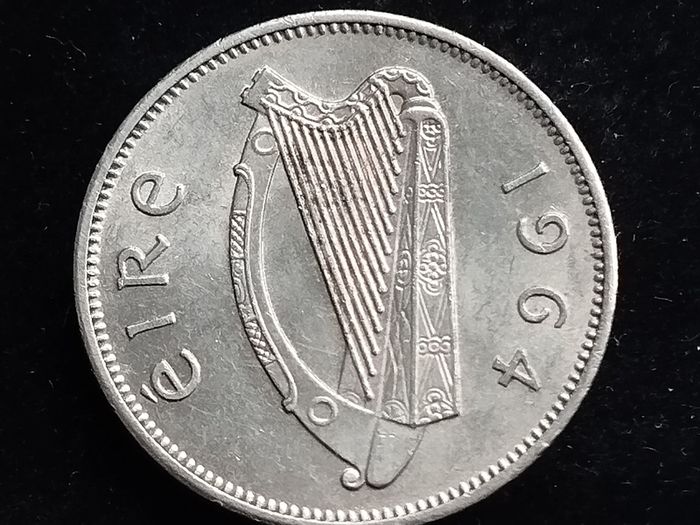 Ireland - 1964 - 6 Pence - Wolfhound - KM.13a - High Grade - [259]