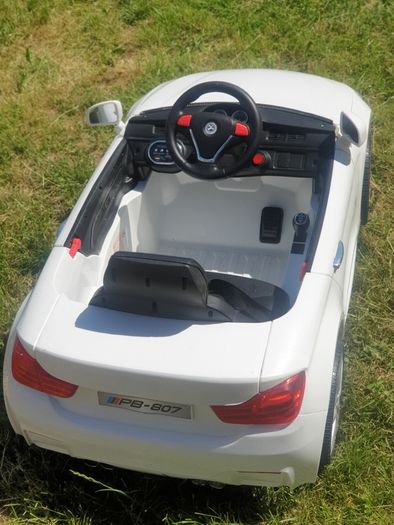 Mercedes-style electric car