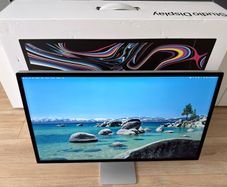 Apple Studio Display 27 inch Excellent Condition Box Included