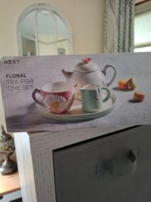 Tea set BNIB