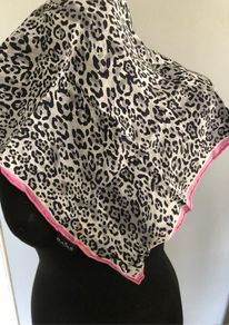Fraas scarf
