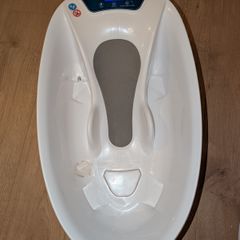 Aquascale Digital Baby Bath with Scales & Thermometer