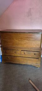 Antique storage unit
