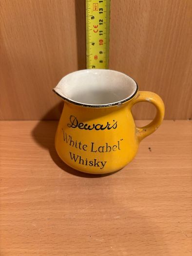 Pub jug Dewars