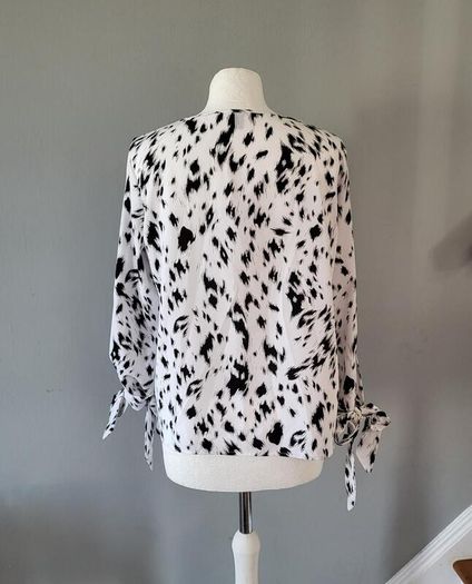 Shein white top w/black pattern, Size M / UK10