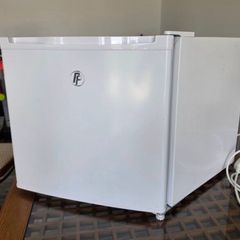 Under-counter Freezer / Fridge