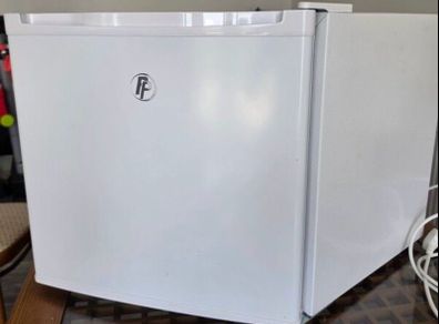 Under-counter Freezer / Fridge