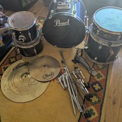 Partial Drum Kit (Pearl Target)