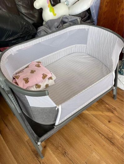 Bubba and me plus bedside crib