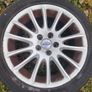 Set of 4 Volvo 17-inch alloy wheels Image 3