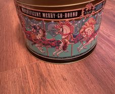 Fortnum and Mason biscuit tin