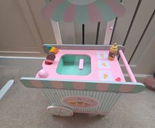 Wooden Ice-cream Cart