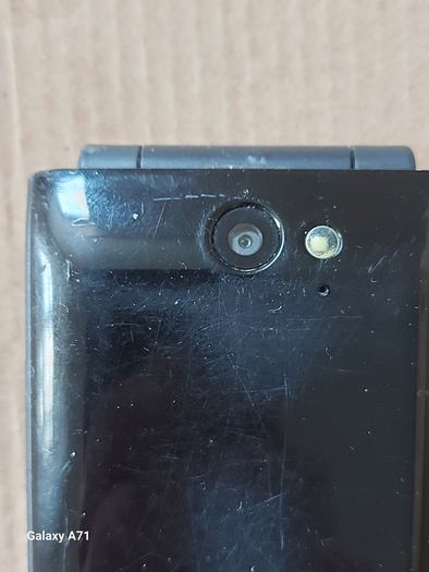 NOKIA KaiOS Flip Phone, Model Nokia 2027 Flip, 4GB, KaiOS 2.5.2 in excellent condition