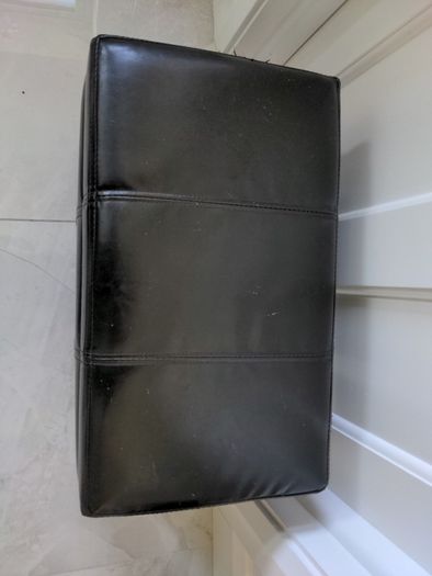 Leather ottomann