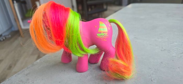 Hula Hula Tropical Ponies MLP G1 My Little Pony Hasbro